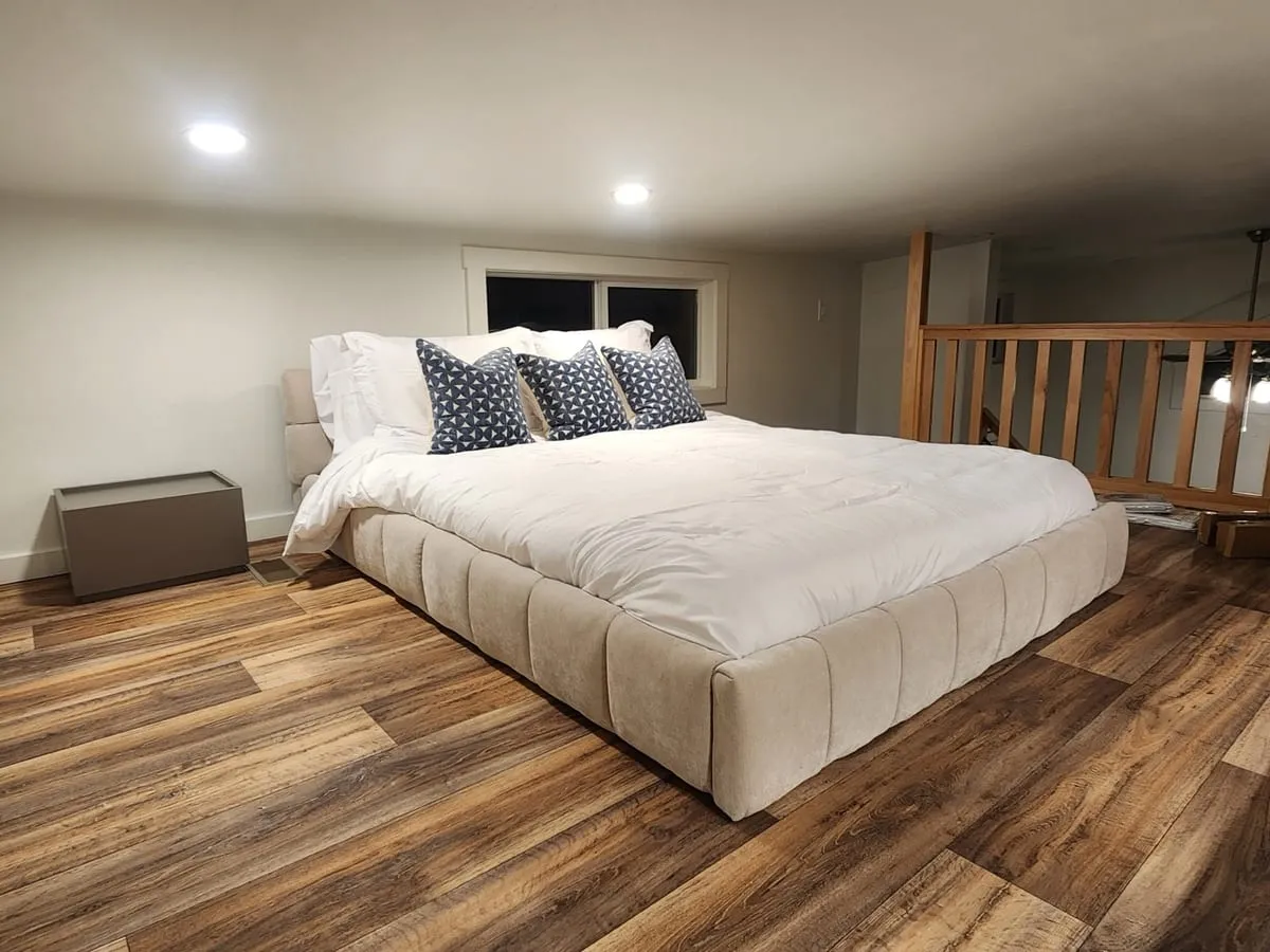 Villa 100: loft interior